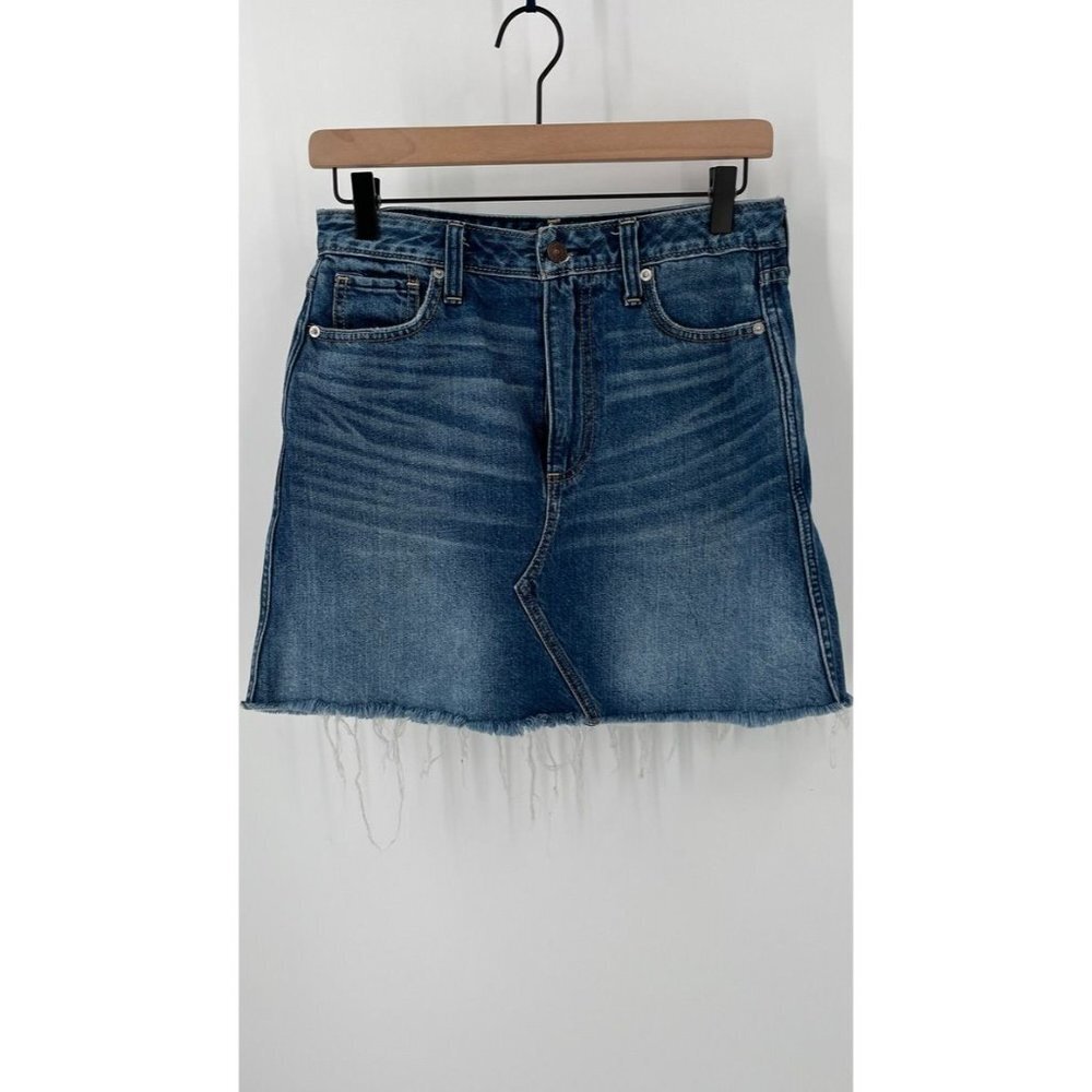 Abercrombie & Fitch Womens Mini Skirt 27 Distressed Denim Raw Hem Pocket Accent